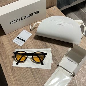 Gentle Monster HEY 01 Sunglasses